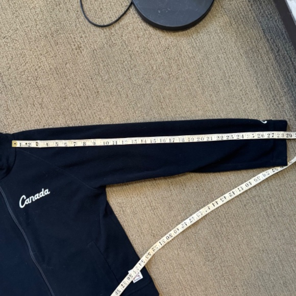 Vintage Roots Team Canada Olympic Salt Lake City 2002 Sweater - Picture 8 of 10